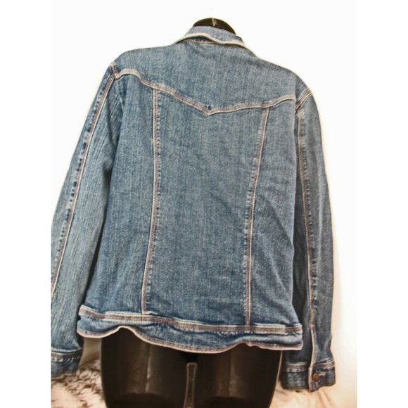 Classic Blue Jean Jacket - Picture 4 of 7